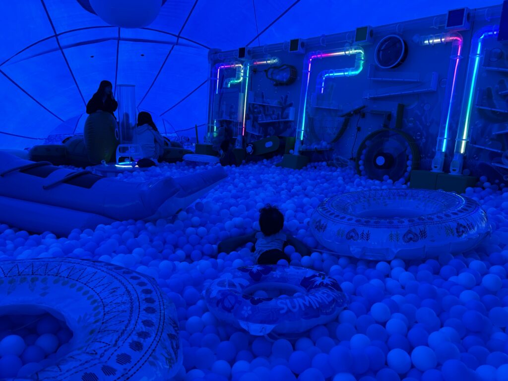 アイランド長崎　KUJIRADOME ボールプール